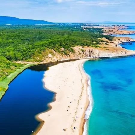 Apartament любимото синьо в Sinemorec