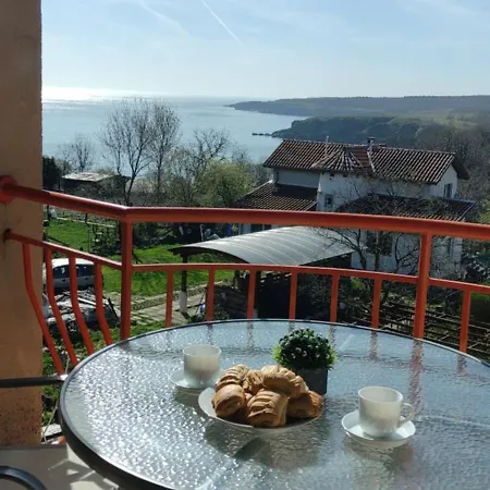 любимото синьо в 시네모레츠