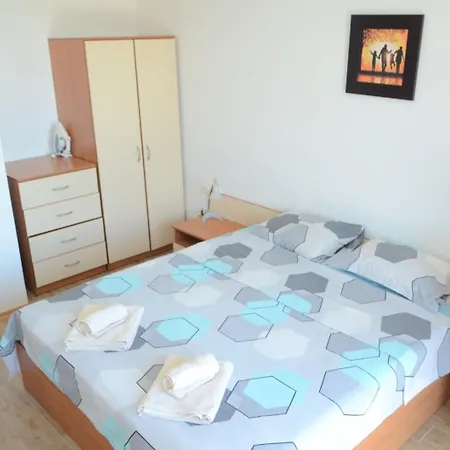 любимото синьо в Apartament Sinemorec