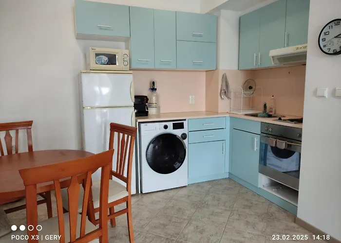 любимото синьо в 아파트 시네모레츠